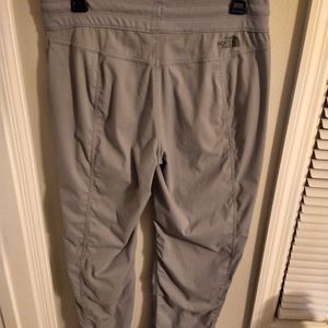 Women's North Face Casual Oants